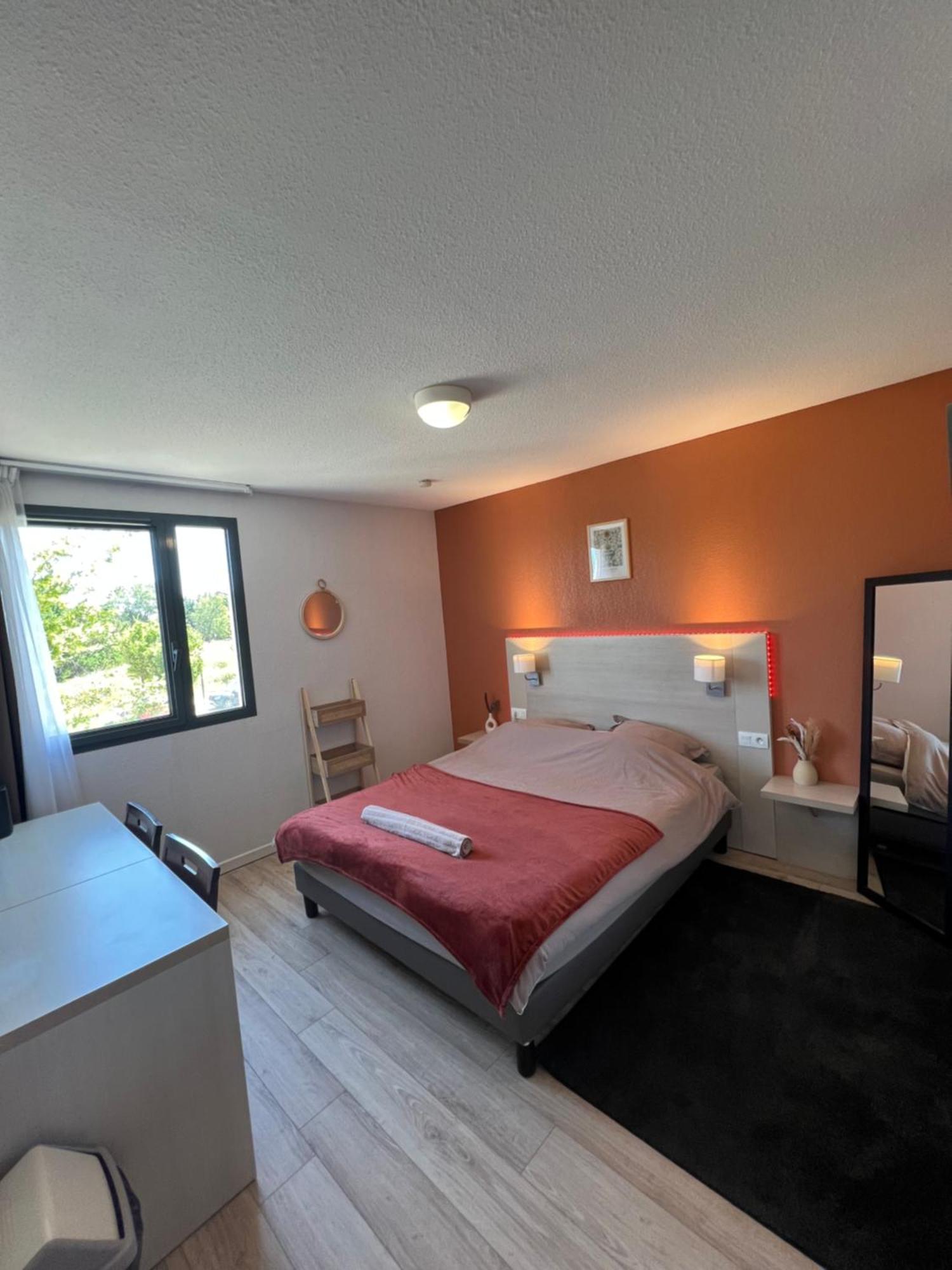 Studio Appart'Hotel Gare Tgv Avec Place Privee Avinyon Dış mekan fotoğraf